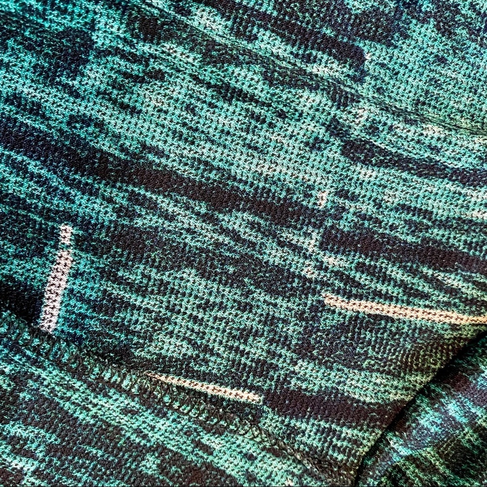 Coco Bianco Cowl Neck Green & Black Top - Picture 2 of 8